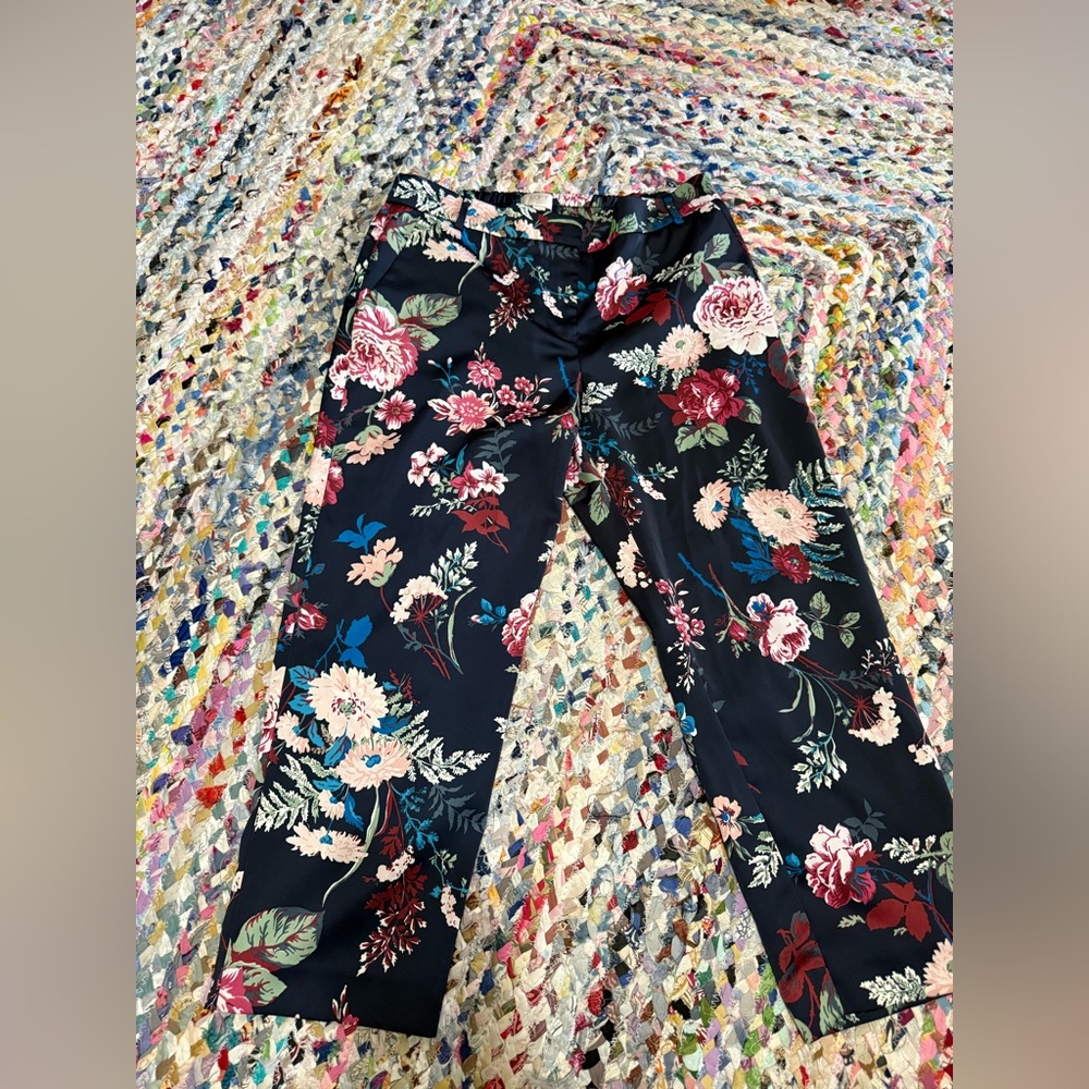 Floral Women's Loft pants size 8P